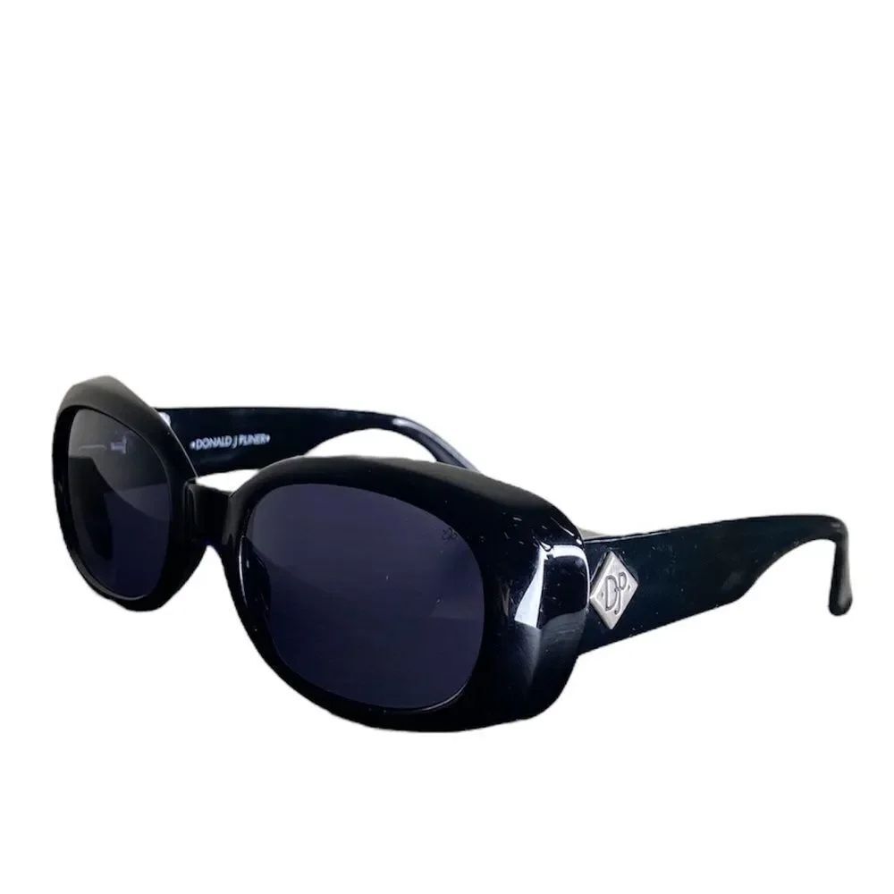 Donald J. PlinerโBlackโSunglassesโ110100